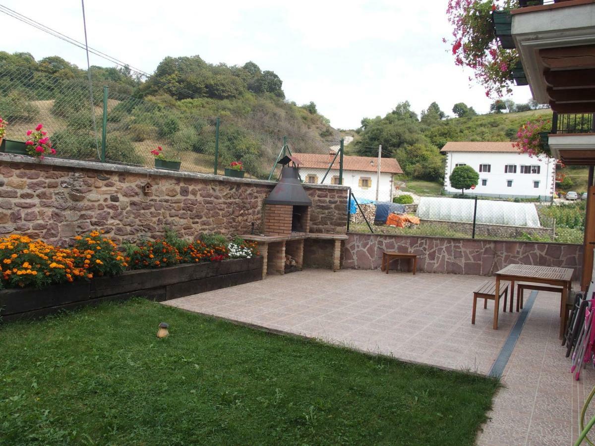 Casa Rural Txolinenea Guest House Lantz Luaran gambar